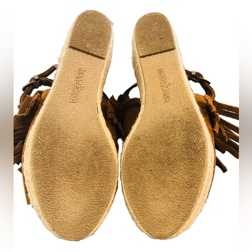 Minnetonka Taupe Espadrille Wedge Ashley Fringe - Picture 2 of 3